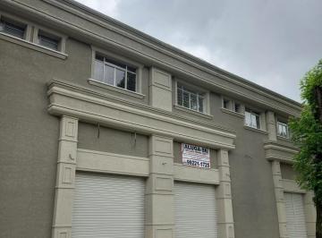 Comercial de 3 quartos, Curitiba · Ampla Loja Térrea Entre o Shopping Palladium e o Terminal do Portão