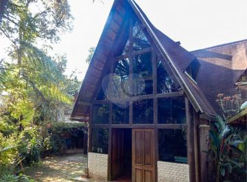 Área de Serviço · Condomínio com 3 quartos à venda em Condomínio Iolanda - SP