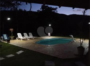 Área de Serviço · Sítio com 4 quartos à venda em Ribeirão Grande - SP
