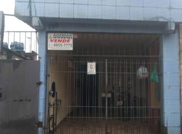 Casa · 6 Quartos · Um excelente terreno com 6 casas no quintal