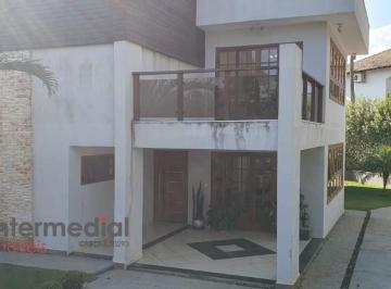Casa · 406m² · 4 Quartos · Casa em condomínio fechado, com 04 suites, piscina, espaço para festas.