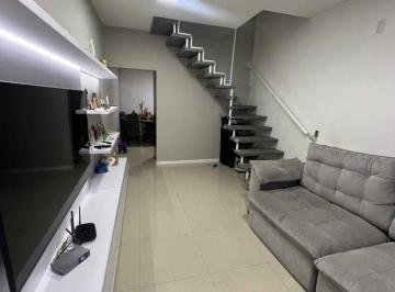 Casa · 105m² · 2 Quartos · 1 Vaga · Lindo Sobrado Mobiliado em Rio Pequeno - Camboriú