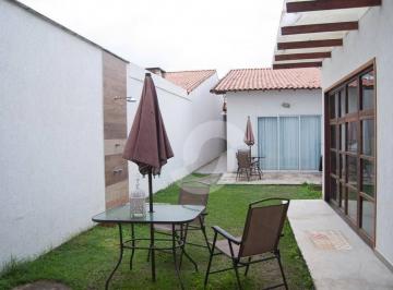 b999297b3fa6913eb36d947c48b0d790583b59de · O prazer de viver em uma Linda casa na cidade que mais cresce no estado do Rio. Boa Planta com, sala