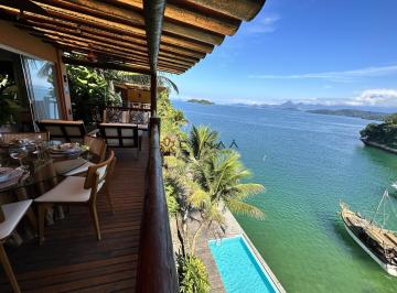 Casa · 263m² · 4 Quartos · 2 Vagas · Casa com espetacular vista do mar em cond de luxo, 4 suítes