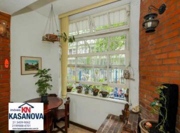 Apartamento · 110m² · 2 Quartos · Apartamento - Padrão / Residencial / Copacabana
