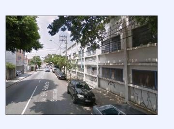 Área de Serviço · Galpão à venda em Cerâmica - SP