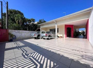 66bc1ef7be74f799299c3c90bb04736aa7a1a7ed · Casa com 3 dormitórios à venda, 220 m² por R$ 990.000,00 - Centro - Peruíbe/SP