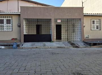 9f674e9e987f2858a431336cc77904360f61dc2f · Casa com 2 quartos para alugar por R$ 750/mês - Barroso - Fortaleza/CE