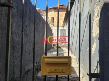 Casa · 540m² · 2 Quartos · 5 Vagas · São 7 casas muito bem localizada na Vila Rosália-GRU