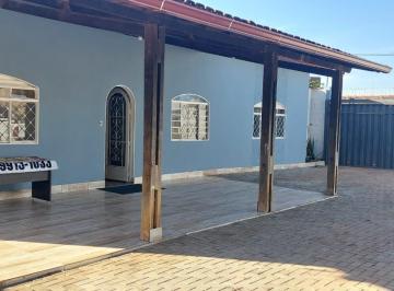 Casa de 2 quartos, Vicente Pires · Em FRENTE ao SHOPPING DF PLAZA - VENDO ou TROCO casa em CONDOMÍNIO FECHADO
