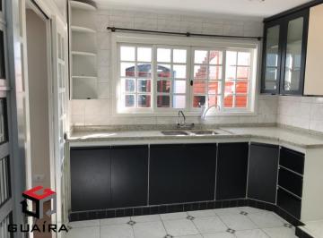 Casa · 312m² · 5 Quartos · 3 Vagas · Sobrado de 312m² no Bairro Bom Pastor em Santo André - SP