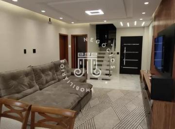 Casa · 250m² · 3 Quartos · 2 Vagas · Casa Sobrado em Jundiaí