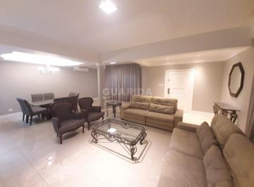 Casa · 450m² · 4 Quartos · 6 Vagas · Casa mobiliada com 4 suítes no bairro Petrópolis. 