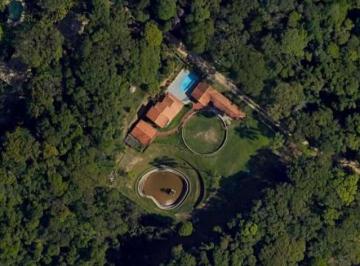 Rural de 2 quartos, Itapecerica da Serra · linda chacara 20.000 m² documentada em Itapecerica