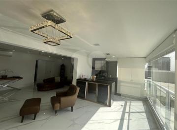 Apartamento de 2 quartos, São Paulo · Apartamento a venda e locação na Barra Funda com 144 m² 2 suítes 2 vagas.