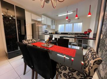 Casa · 181m² · 4 Quartos · 2 Vagas · Casa à venda no bairro Kayser - Caxias do Sul/RS