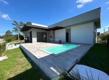 Casa · 220m² · 3 Quartos · 2 Vagas · Casa 3 dormitórios - Vila Suiça - Balneário Rincão