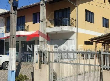 Casa en Venda de 3 quartos Casa Branca · Casa em Rua 800 A - Casa Branca - Itapema/SC
