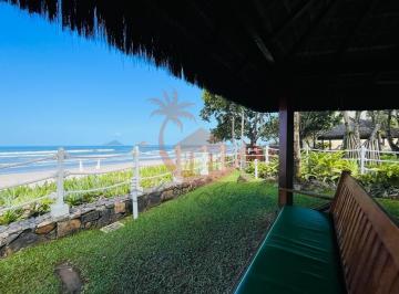 Imagem do Imóvel · Casa dentro de Condomínio na Avenida da Praia com área do condomínio privativa pé na areia.