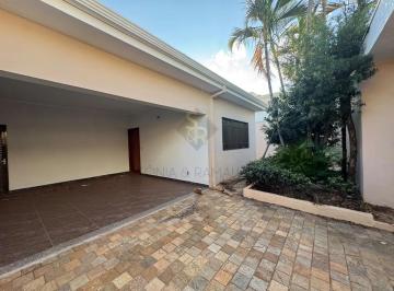 Casa · 540m² · 3 Quartos · 4 Vagas · Casa para locação e venda com 03 quartos, sendo 01 suíte, varanda gourmet com churrasqueira e piscin