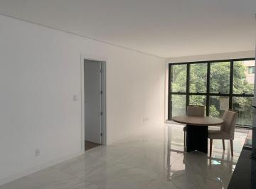 Sala · Apartamento de Luxo na Savassi com 3 Suítes, 3 Vagas de Garagem e 107m² - Belo Horizonte-MG