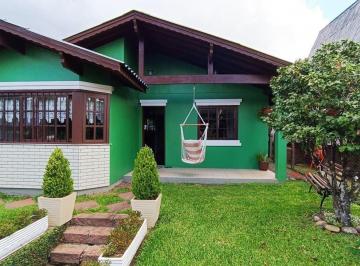 Casa · 240m² · 3 Quartos · 4 Vagas · Vende-se casa no bairro leodoro de azevedo 5 minutos da catedral de pedra
