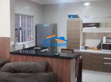 Casa · 130m² · 2 Quartos · 2 Vagas · Assobradada com Amplo Quintal Próximo a Comércio em Geral