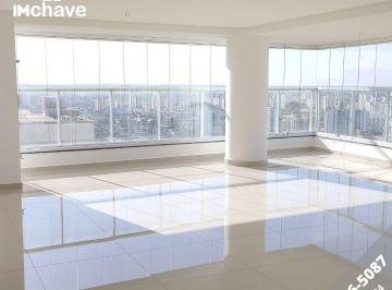 Foto 01 · Cobertura no Edifício Adhara com 4 suítes em 488m² e 4 vagas de garagem.