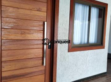 Casa · 250m² · 4 Quartos · 4 Vagas · Lindíssima Casa linear, 04 Quartos sendo 02 suítes, closet, Bairro Tropical, Contagem !!