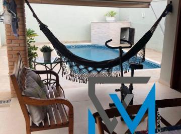 Casa · 360m² · 3 Quartos · 4 Vagas · Casa térrea aconchegante com 3 dorm/ 1 suíte e piscina