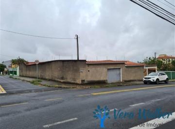 Casa · 610m² · 3 Quartos · 5 Vagas · Casa de esquina próximo Carrefour Sônia Maria
