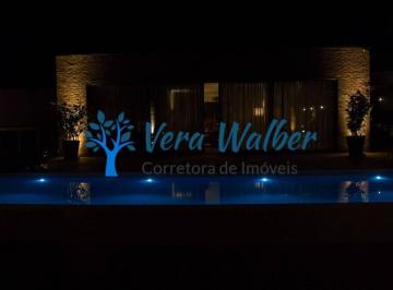 Casa · 1020m² · 3 Quartos · 4 Vagas · Ótima casa com 3 suítes, 1 loft e piscina no condomínio Ecopark em Tatuí/SP