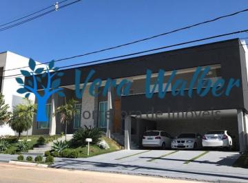 Casa · 600m² · 3 Quartos · 6 Vagas · Casa térrea acabamento alto padrão com 3 suítes e piscina aquecida
