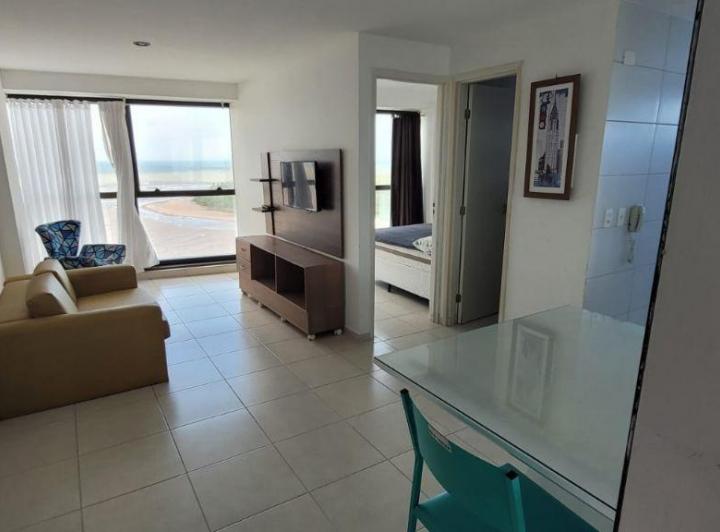 Apartamento em Piedade com 2qts, sendo 1 suíte, beira mar