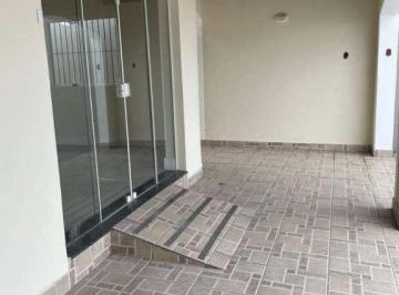 w0gu542ntm1otg0zdzhnwjk_md · Casa comercial  em excelente localização no Centro de Caraguá