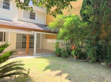Casa · 423m² · 4 Quartos · 6 Vagas · Belíssima casa Alto Padrão em região residencial nobre de São Paulo (Brooklin).