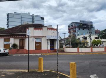 Comercial · 197m² · 3 Quartos · 2 Vagas · Casa comercial