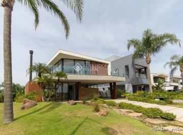 435948_i818748H84z4gA_43594867e2abc688082.jpg · Casa em condomínio alto padrão com conforto, espaço e infraestrutura completa de lazer!
