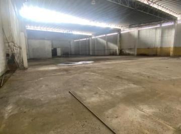 Foto 01 · Galpão Comercial à Venda em Salvador-BA, Bairro Comércio: 1 Sala, 3 Banheiros, 10 Vagas, 1.500m² de 