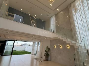 Casa · 281m² · 3 Quartos · 2 Vagas · Casa de alto padrão no condomínio Damha I