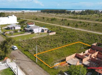 f72ac6ed4c03ea50e0b5e14af0335d4407d2b65d · Terreno à venda, 420 m² por R$ 210.000,00 - Bellatorres - Passo de Torres/SC
