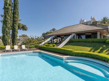 Casa · 918m² · 4 Quartos · 6 Vagas · Casa à venda no Parque Barigui – 3.271 m² de terre