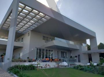 5188f188451ae3f0a3348fe145d7b4d45200dc31 · Casa com 4 dormitórios à venda, 5070 m²