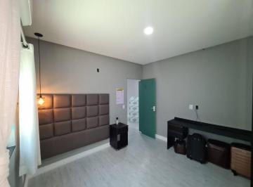 Casa · 300m² · 6 Vagas · Casa Térrea Florest Hill, 3 Suítes, Mobiliado. 880 mil
