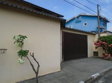 202501211350146804.jpg · Casa para Venda em Arujá, Jordanópolis, 3 dormitórios, 1 suíte, 1 banheiro, 4 vagas