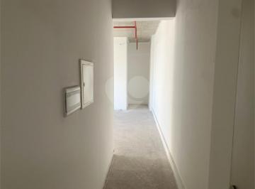 Comercial · 42m² · Salas à venda em Vila nilva - SP