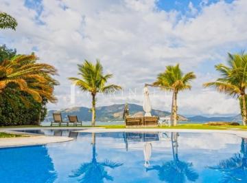 10690-20230710135927_zap.jpg · Linda casa com pé na areia e vista deslumbrante para o mar