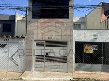 Casa · 94m² · 3 Quartos · 1 Vaga · SOBRADO PROXIMO AO METRO SANTA CLARA