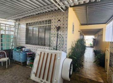 Casa · 200m² · 5 Quartos · 6 Vagas · Casa térrea com 250 m² de terreno, próximo a USP