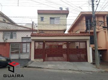 Casa · 200m² · 5 Quartos · 6 Vagas · Sobrado de 200m² no Santa Maria em Santo André - SP
